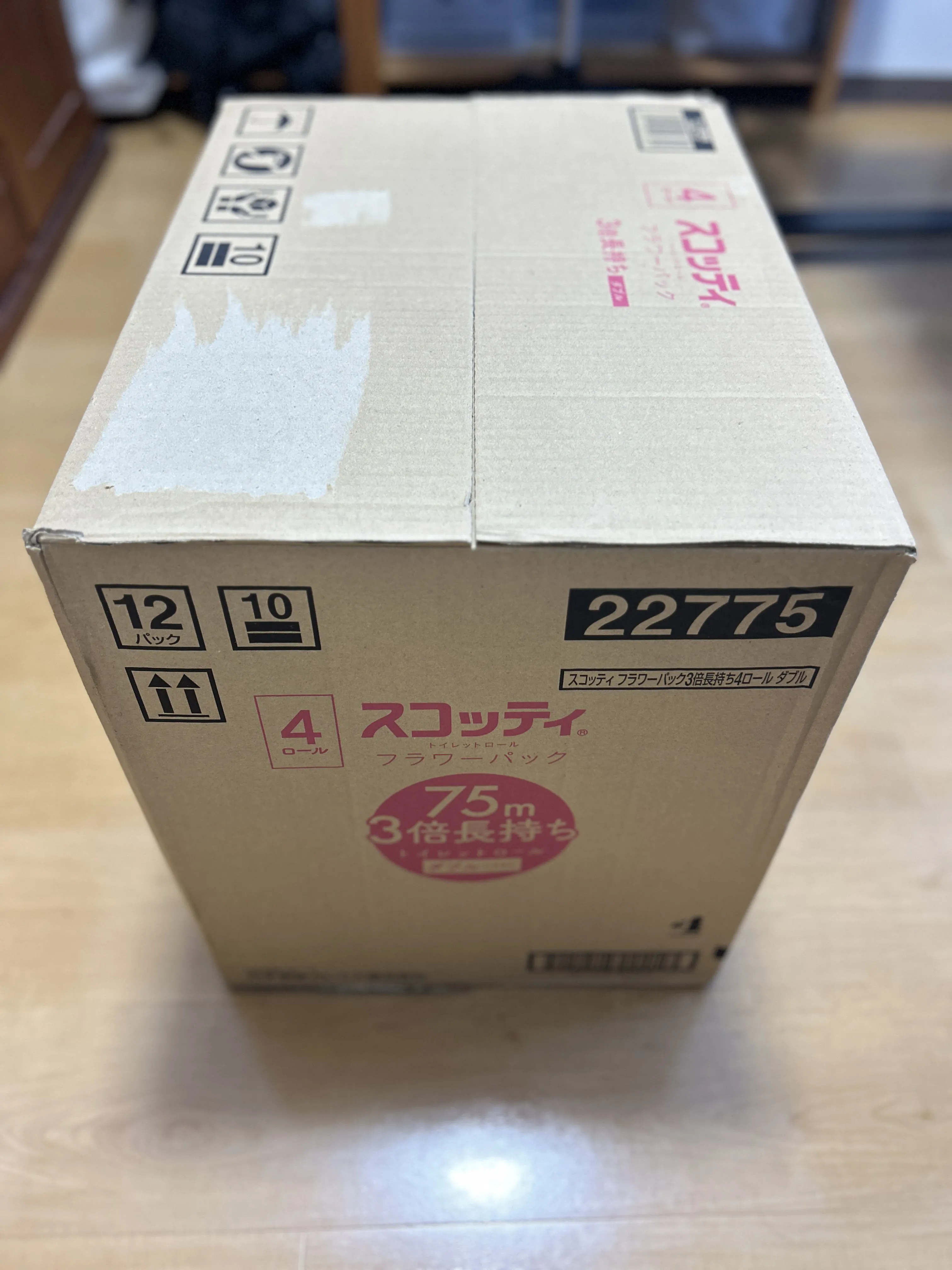 ふるさと納税で届いたスコッティ フラワーパック 3倍長持ちの段ボール箱（4ロール×12パック）